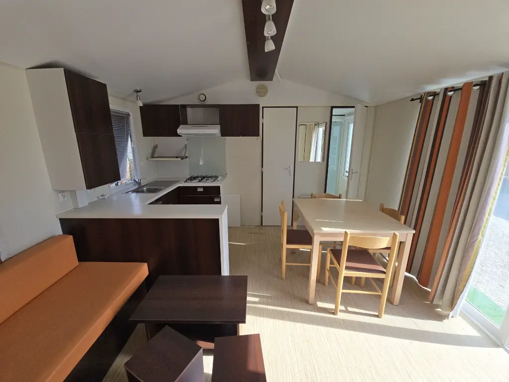 O'hara 834 - Living Room